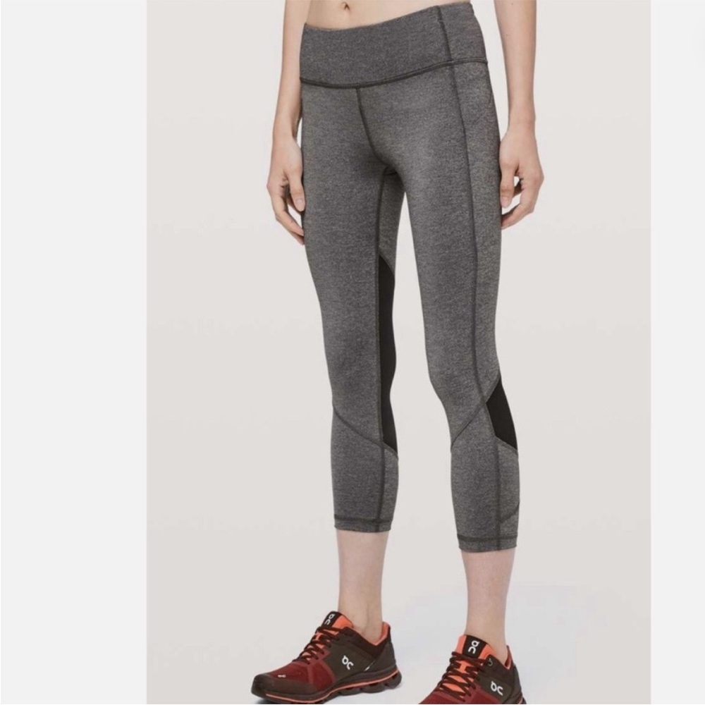 Lululemon Pace Rival Crop 22" Legging Size 6 - Picture 2 of 6